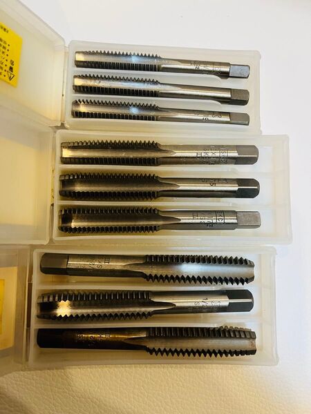 エスケーシー/SKC製のハンドタップ 3本入りセット 3組