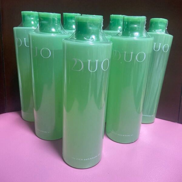DUO ザ CICA バス&ボディオイル 300ml×8本