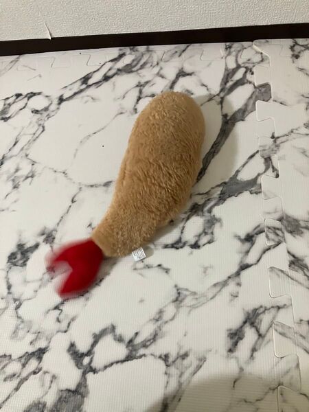 動くエビフライ ぬいぐるみ