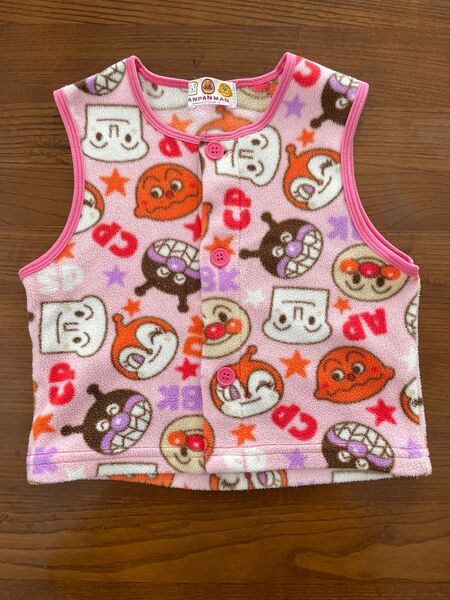 *95* スリーパー アンパンマン ベビー ベスト 袖無し 上着