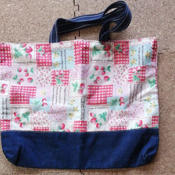 イチゴ レッスンバック エコバッグ ハンドメイド