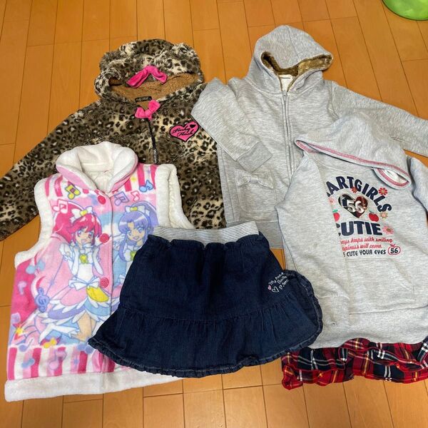 裏起毛パーカー3着+厚地スカート+ベスト 冬服まとめ売り5点セット