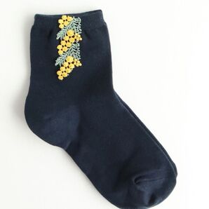 近沢レース 完売 ミモザ 靴下 ネイビー