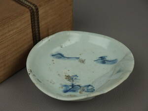 [ antique * tea utensils ]* the first period Imari ** blue and white ceramics landscape writing small plate correcting equipped bh058wb.8.