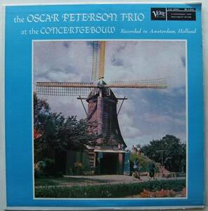 ◆ OSCAR PETERSON Trio at The Concertgebouw ◆ Verve MGV-8268 (VRI:dg) ◆ V