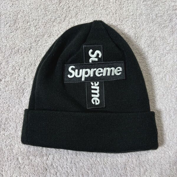【未使用品】Supreme シュプリームニット帽 黒ワールドファマス刺繍 メンズ 正規品 【お値下げ不可】