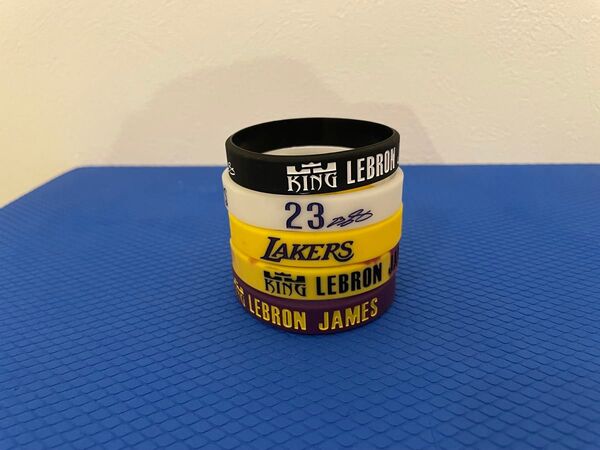 新品未使用 レブロンジェームズ シリコンバンド 5本セット ブレスレット NBA