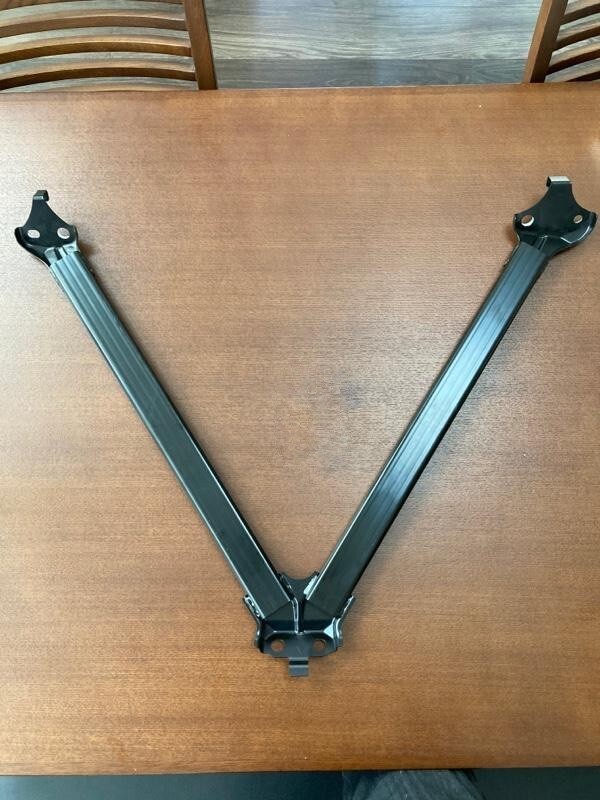 在庫希少!【未使用 トヨタ 純正】マーク X130系 ルームパーティションパネル トランクブレースバー