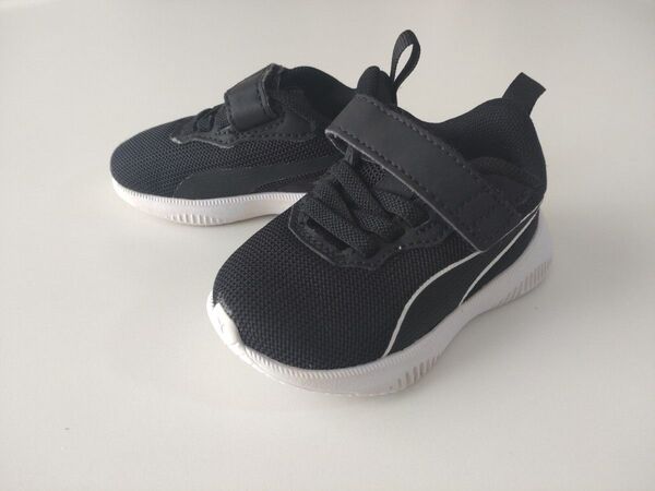 PUMA ベビーシューズ スニーカー 12cm