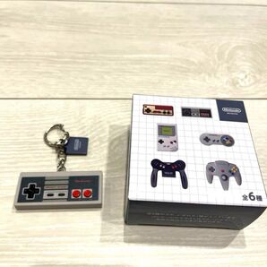 セール中【新品】ニンテンドーミュージアム限定 ゲームハードキーホルダー NES Nintendo