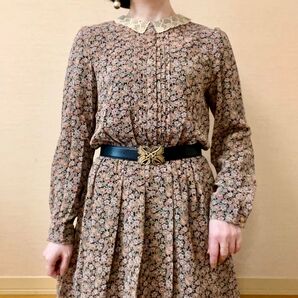 レース襟 小花柄 ワンピース 昭和レトロ vintage 一点物 黒 ベージュ
