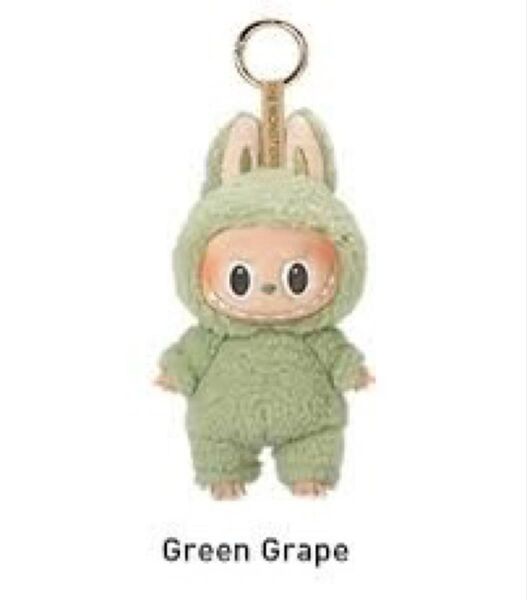 POPmart LABUBU macaronシリーズの"Green Grape"です。正規品希少