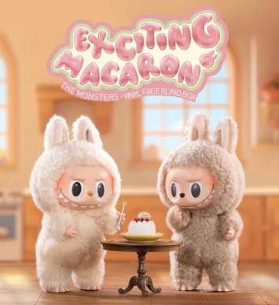 LABUBU The Monster Macaron"Sesame Bean"正規店にて購入しました。