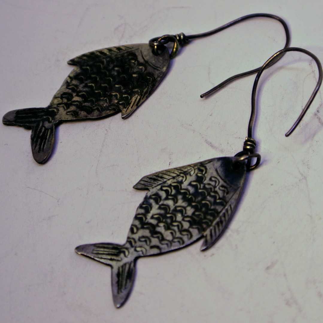 Karen Handmade Silver Earrings Hill Tribe Minority Heirloom Old Silver Antique Approximately 4gm28mm Total Length 48 15mm IS-1 Fish Thailand Myanmar Antique, handmade, Accessories (for women), earrings, earrings