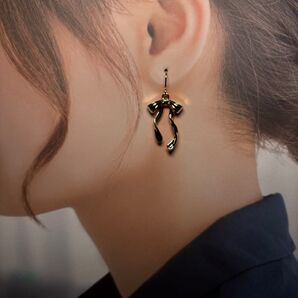 No.308 ハンドメイドピアス リボン ゴールド サージカルステンレス