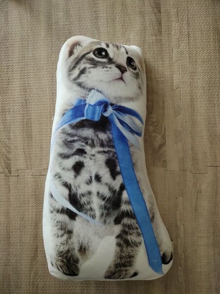 猫デザイン クッション 約23cm x 50cm