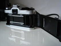  70'S 動作確認済 キヤノン Canon AE-1 シルバー & 50mm & 135mmレンズセット 一眼レフ ズームレンズのセット シルバー ボディ 銀_画像9
