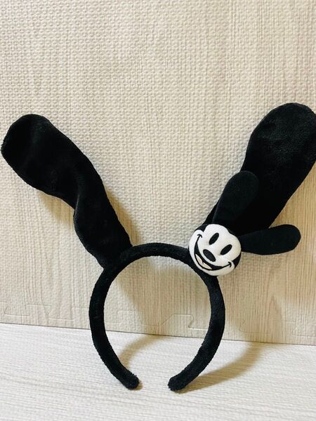 ディズニー カチューシャ オズワルド 黒