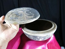 灰陶彩色土器　前漢時代 中国 遺跡発掘品 副葬品 陶器 紀元前 出土 須恵器 弥生 縄文 古墳 土偶 埴輪 ガンダーラ 三彩 彩文 唐三彩 新羅_画像1