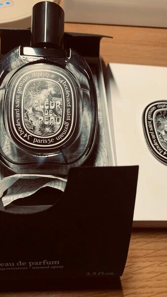 diptyque FLEUR DE PEAU オードパルファン 75ml