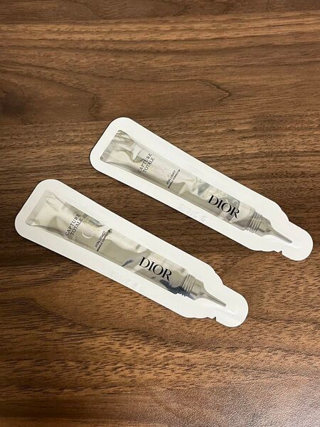 ディオール カプチュールトータル ヒアルショット 美容液 サンプルセット お値下げ不可