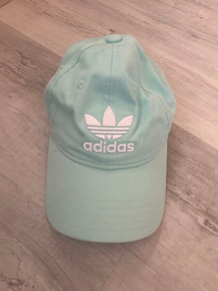 adidasキャップ