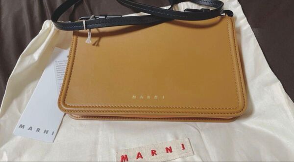 ショルダーバッグ マルニ