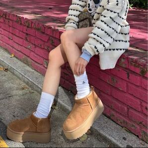 UGG クラシック ウルトラ ミニ プラットフォーム 厚底