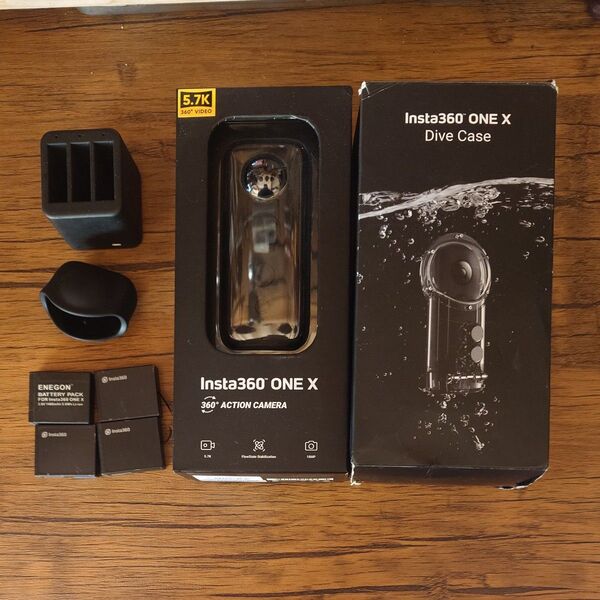 Insta360 ONE XとDive Caseセット