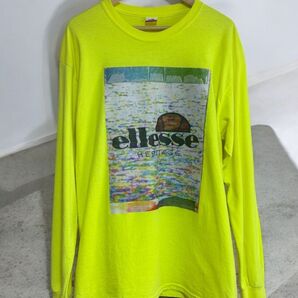 ellesse HERITAGE TOKYO x 水曜日のカンパネラ コムアイ(KOM_I)グラフィックコラボ長袖Tシャツ