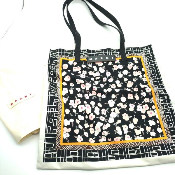 【新品・未使用・保存袋】MARNI マルニ フラワープリント バンダナトート