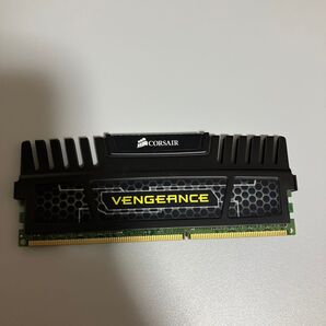 CORSAIR VENGEANCE DDR3 PC3-12800 (2×4GB 計8GB)