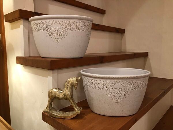 お買い得♪ 2個セット カルナック 合成樹脂製植木鉢 園芸 インテリア 観葉植物 庭 ガーデニング 寄せ植え ギャザリング 花