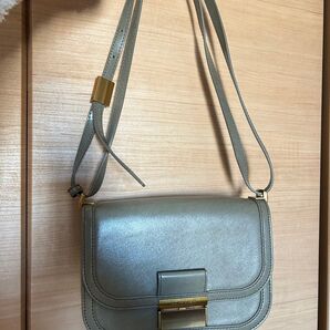 CHARLES KEITH ショルダーバッグ