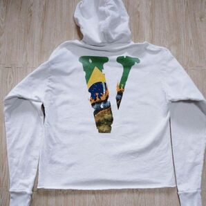 VLONE パーカー ブラジル