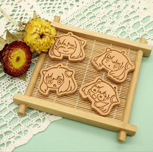 スパイファミリー アーニャ クッキー型 4個セット 型抜き キャラ弁 お菓子作り