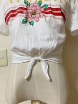 H&M Tシャツ　半袖　レディースSサイズ　カットソートップス レトロデザイン　エイチアンドエム　女性用　白　花柄　大人可愛い_画像6