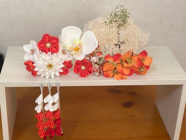 つまみ細工の髪飾り かんざし アーティフィシャルフラワー ドライフラワー 正絹 結婚 前撮り 成人式 七五三 白無垢 打掛 卒業式