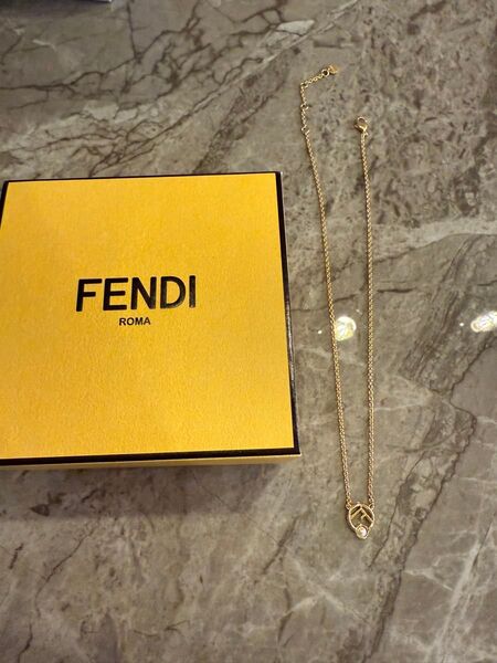フェンディ FENDI ネックレス エフ イズ フェンディ ネックレス