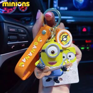 ミニオンズ minions スチュアート タグ付き キーホルダー キーチェーン ストラップ