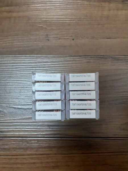 【新品未使用】タンガロイ TOMT100408PDER-MJT1215 10個/箱×10セット