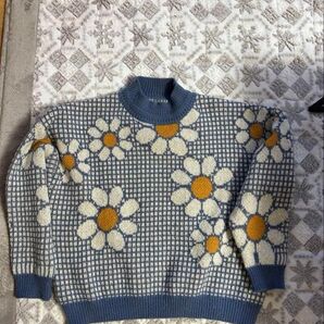 SHEIN 花柄ニットセーター