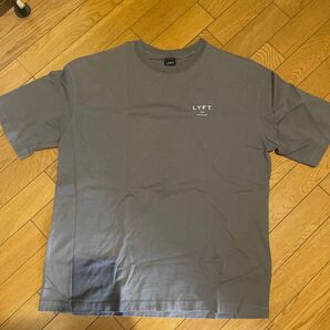 LYFT Tシャツ
