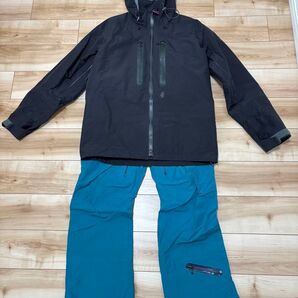 GORE-TEX PRO採用 GOLDWIN BLUE BLOOD スノーボードウェア 上下 Lサイズ 防水透湿