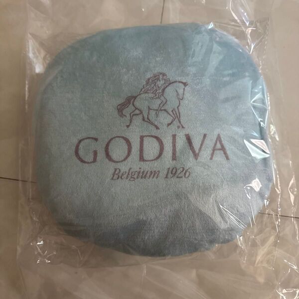 GODIVA ゴディバ クッション ブランケット 2025年 バレンタイン ノベルティ