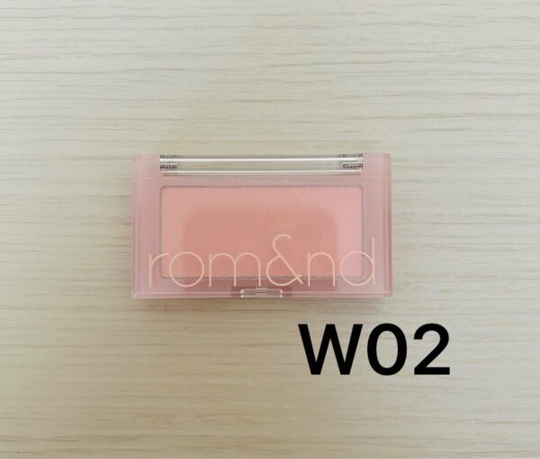 【即購入NG】ロムアンド べターザンチーク W02 ストロベリーミルク