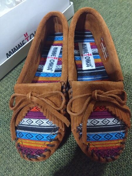 MINNETONKA ミネトンカ キルティー スエード モカシン Arizona