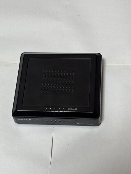 BUFFALO 5ポート スイッチングハブ LSW4-GT-5E