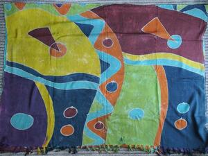 タペストリー・マルチカバーに♪バリ島シワ加工・幾何学風な面白「大胆な色柄の大判ストール