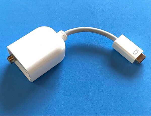 Apple製 Mini-DVI to Video Adapter